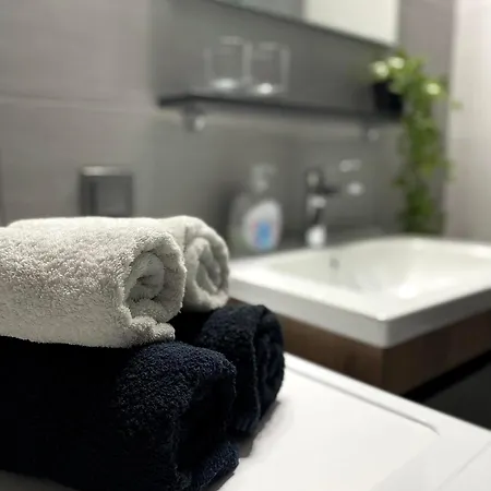 Apartment Sky 32nd Floor