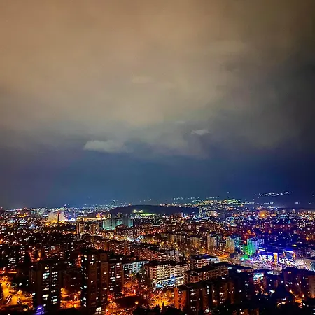 Sky 32nd Floor Apartment Skopje