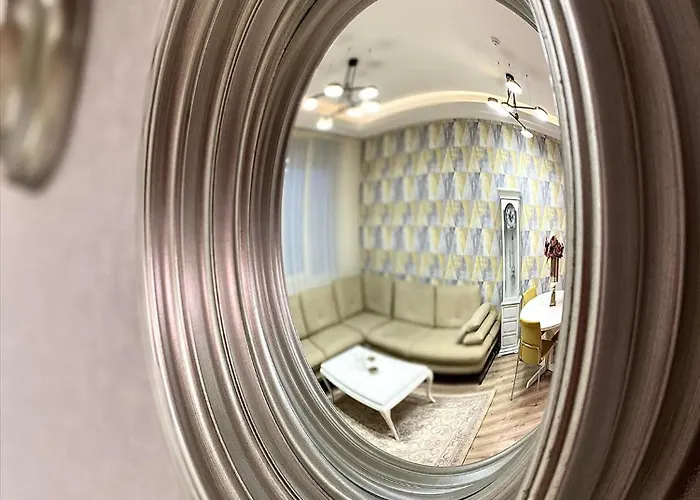 Sky 32nd Floor Apartman *