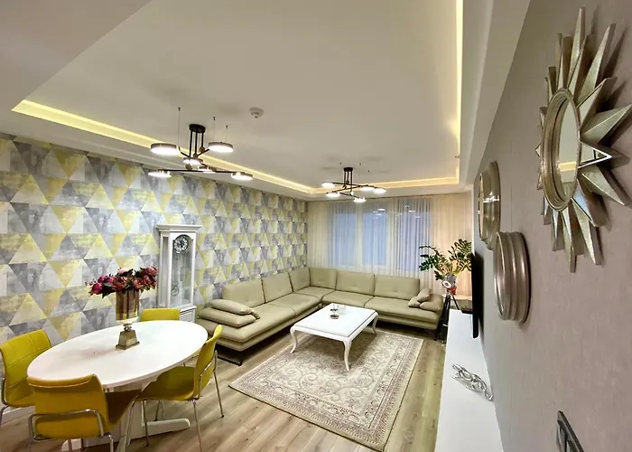 Sky 32nd Floor Apartman