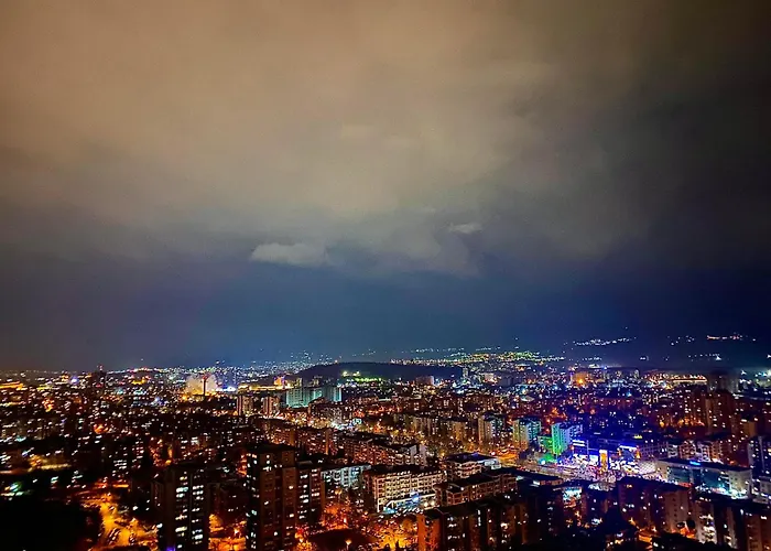 Sky 32nd Floor Apartamento Skopie